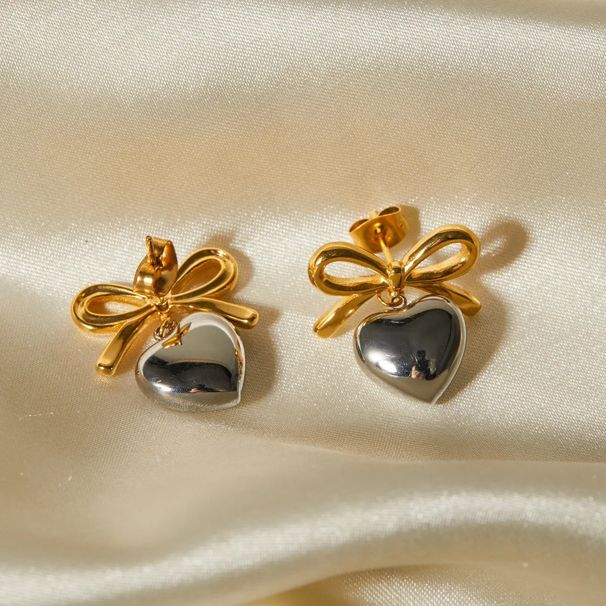 Grace Bow Heart Earrings