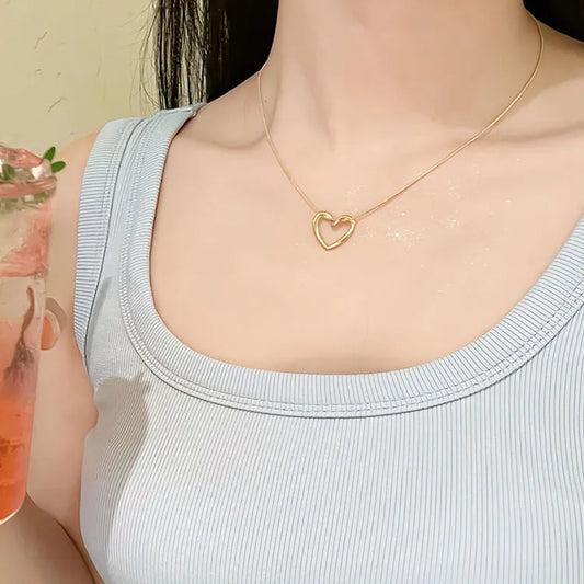 Cupid’s Twist Heart Necklace